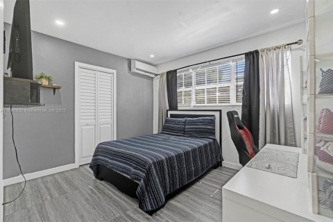 Villa ou maison à vendre à West Park, Floride: 4 chambres, 154.68 m2 № 1962973 - photo 11