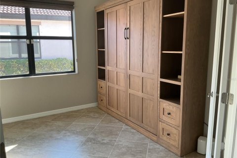 Villa ou maison à vendre à Venice, Floride: 2 chambres, 177.16 m2 № 2413968 - photo 12