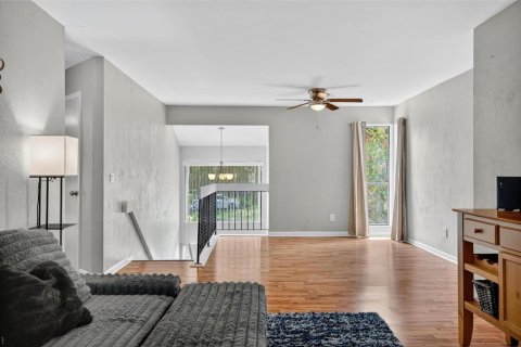 Condo in Palm Coast, Florida, 2 bedrooms  № 1883562 - photo 11