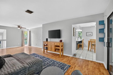 Condo in Palm Coast, Florida, 2 bedrooms  № 1883562 - photo 9