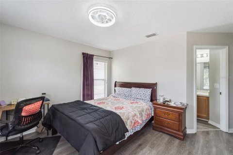 Villa ou maison à vendre à Kissimmee, Floride: 5 chambres, 321.44 m2 № 2149829 - photo 20