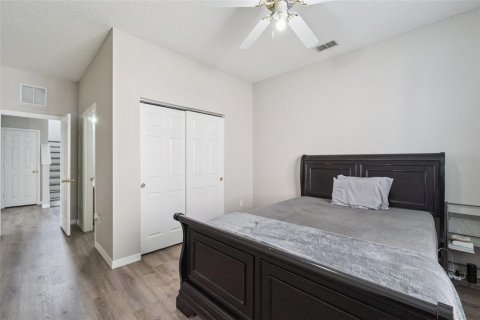 Villa ou maison à vendre à Kissimmee, Floride: 5 chambres, 321.44 m2 № 2149829 - photo 28