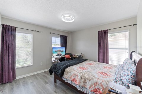Villa ou maison à vendre à Kissimmee, Floride: 5 chambres, 321.44 m2 № 2149829 - photo 21