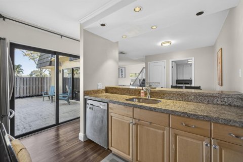 Adosado en venta en West Palm Beach, Florida, 2 dormitorios, 114.83 m2 № 2380007 - foto 27