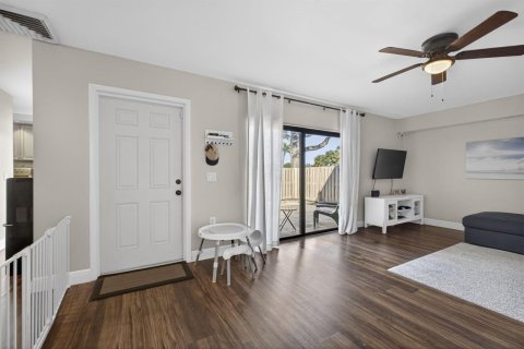 Adosado en venta en West Palm Beach, Florida, 2 dormitorios, 114.83 m2 № 2380007 - foto 14