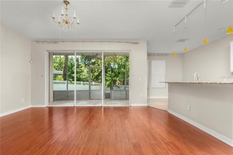Villa ou maison à louer à Orlando, Floride: 5 chambres, 259.66 m2 № 1855876 - photo 7