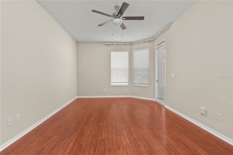 Villa ou maison à louer à Orlando, Floride: 5 chambres, 259.66 m2 № 1855876 - photo 12