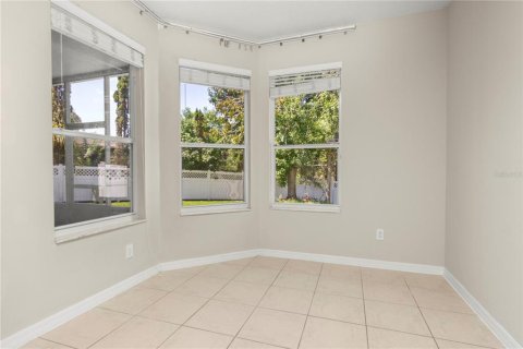 Villa ou maison à louer à Orlando, Floride: 5 chambres, 259.66 m2 № 1855876 - photo 11