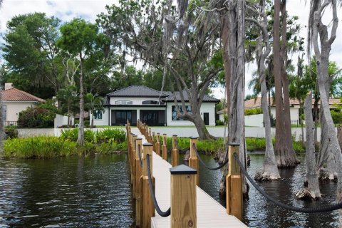 House in Windermere, Florida 3 bedrooms, 263.47 sq.m. № 2210949 - photo 3