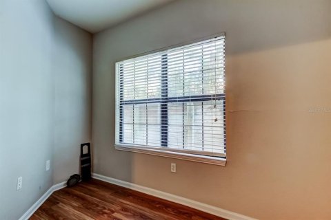 Condo in Palm Harbor, Florida, 2 bedrooms № 2144090 - photo 8