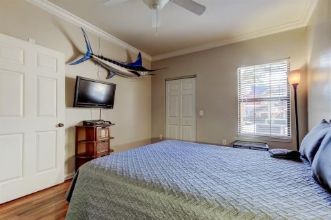 Condo in Palm Harbor, Florida, 2 bedrooms № 2144090 - photo 22