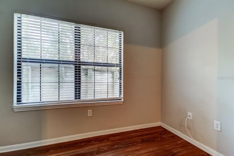 Condo in Palm Harbor, Florida, 2 bedrooms № 2144090 - photo 9
