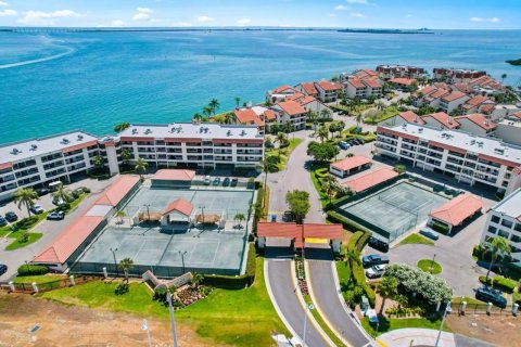 Copropriété à louer à Tierra Verde, Floride: 1 chambre, 73.39 m2 № 1334877 - photo 1