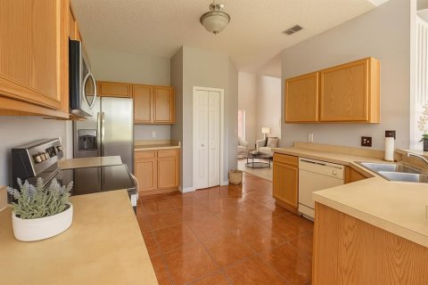 House in Kissimmee, Florida 4 bedrooms, 238.85 sq.m. № 1832982 - photo 11