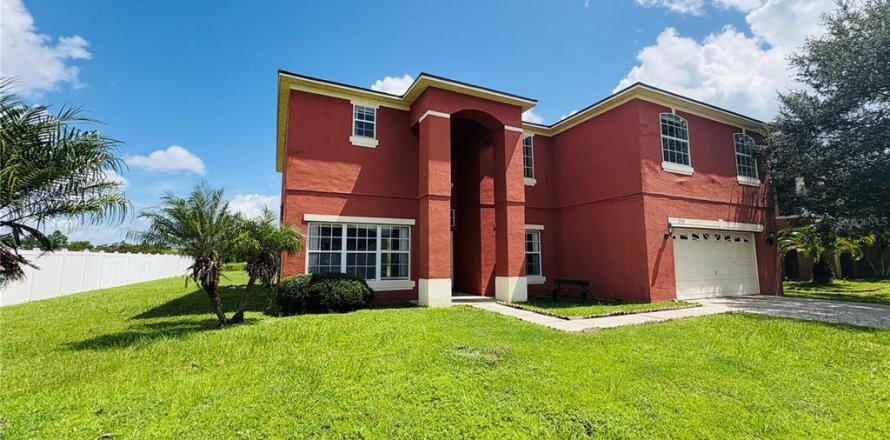 House in Kissimmee, Florida 4 bedrooms, 238.85 sq.m. № 1832982