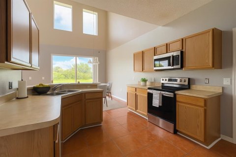House in Kissimmee, Florida 4 bedrooms, 238.85 sq.m. № 1832982 - photo 10