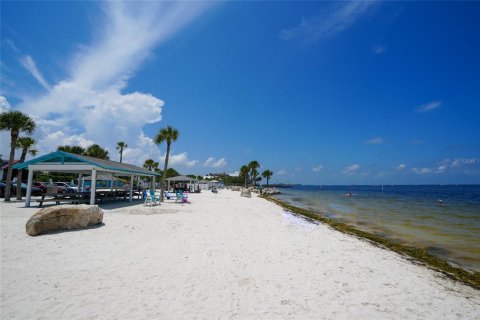 Casa en venta en New Port Richey, Florida, 3 dormitorios, 161.65 m2 № 1361480 - foto 17