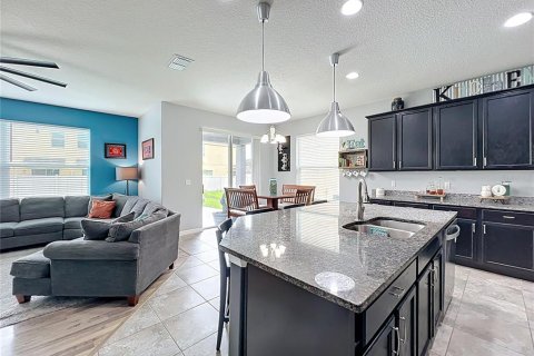 Villa ou maison à vendre à Orlando, Floride: 5 chambres, 276.11 m2 № 1796508 - photo 9