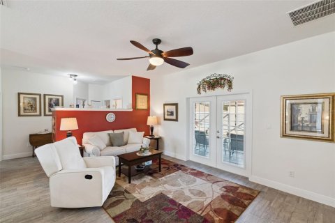 House in Leesburg, Florida 4 bedrooms, 191.1 sq.m. № 2117777 - photo 8