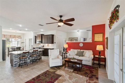 House in Leesburg, Florida 4 bedrooms, 191.1 sq.m. № 2117777 - photo 9
