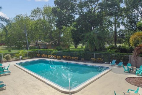 Touwnhouse à vendre à Clearwater, Floride: 3 chambres, 117.06 m2 № 2414977 - photo 30