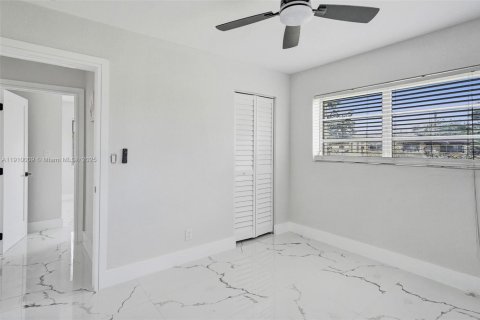 Villa ou maison à vendre à Fort Lauderdale, Floride: 4 chambres, 140.47 m2 № 1965621 - photo 25