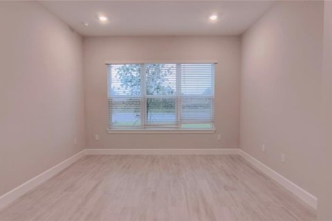 Casa en alquiler en Kissimmee, Florida, 3 dormitorios, 216.83 m2 № 2232444 - foto 2