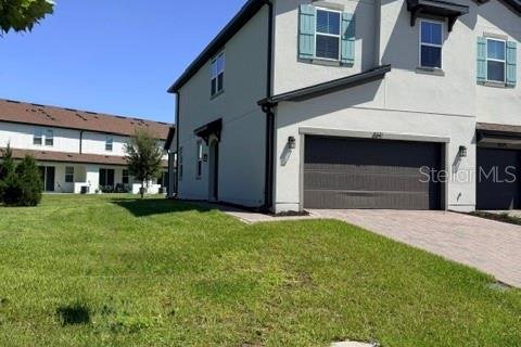 Touwnhouse à vendre à Kissimmee, Floride: 4 chambres, 173.45 m2 № 2429358 - photo 2