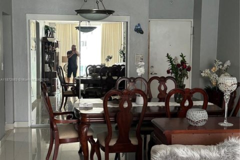 Copropriété à vendre à Hollywood, Floride: 1 chambre, 84.63 m2 № 1921717 - photo 6