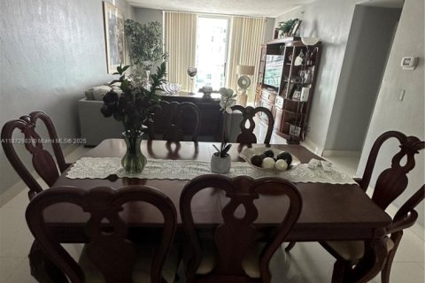 Copropriété à vendre à Hollywood, Floride: 1 chambre, 84.63 m2 № 1921717 - photo 3