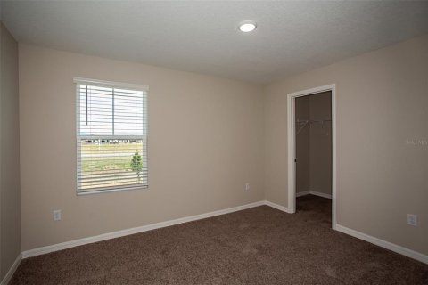 Casa en venta en Zephyrhills, Florida, 4 dormitorios, 189.43 m2 № 1813584 - foto 19