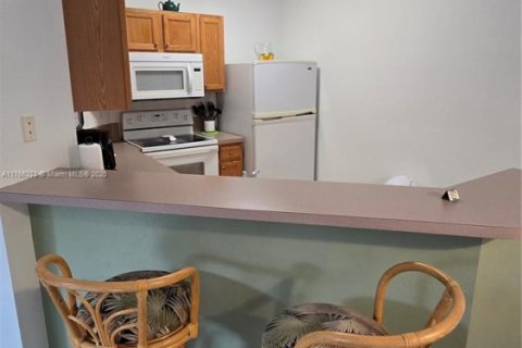 Купить таунхаус в Киссимми, Флорида 4 спальни, 152.82м2, № 1741716 - фото 9