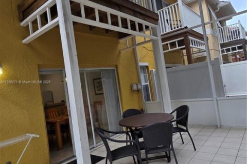 Купить таунхаус в Киссимми, Флорида 4 спальни, 152.82м2, № 1741716 - фото 14