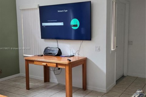 Купить таунхаус в Киссимми, Флорида 4 спальни, 152.82м2, № 1741716 - фото 7