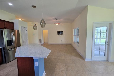 House in Punta Gorda, Florida 3 bedrooms, 139.73 sq.m. № 1900141 - photo 8