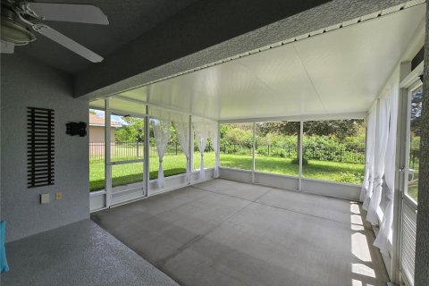House in Punta Gorda, Florida 3 bedrooms, 139.73 sq.m. № 1900141 - photo 26