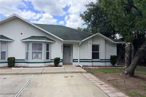 House in Kissimmee, Florida 3 bedrooms, 107.3 sq.m. № 2207976 - photo 11