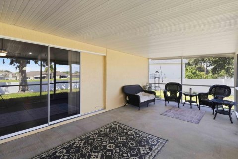 House in Riverview, Florida 3 bedrooms, 117.99 sq.m. № 2220567 - photo 25