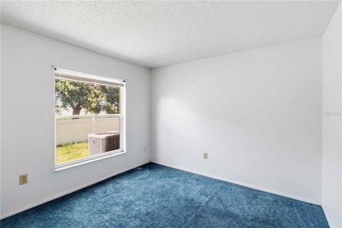 House in Riverview, Florida 3 bedrooms, 117.99 sq.m. № 2220567 - photo 20