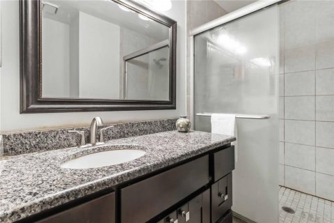 House in Riverview, Florida 3 bedrooms, 117.99 sq.m. № 2220567 - photo 14