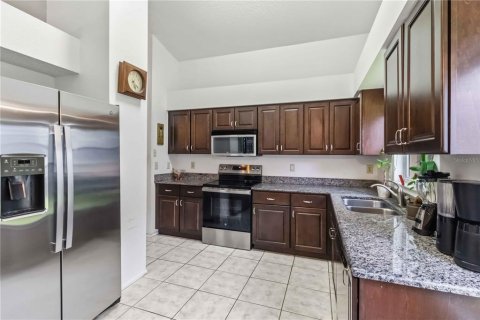 House in Riverview, Florida 3 bedrooms, 117.99 sq.m. № 2220567 - photo 11