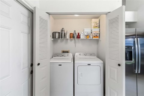 House in Riverview, Florida 3 bedrooms, 117.99 sq.m. № 2220567 - photo 10