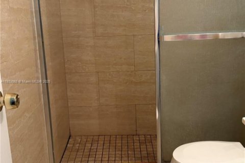 Condo in Deerfield Beach, Florida, 1 bedroom  № 1874797 - photo 15