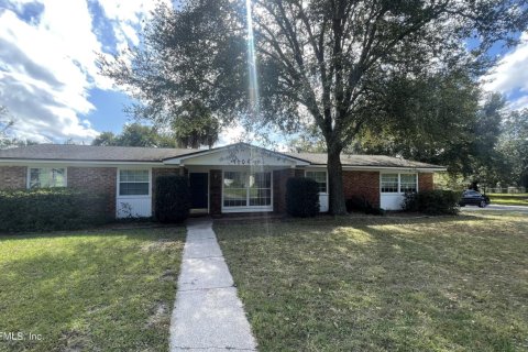 House in Jacksonville, Florida 3 bedrooms, 135.64 sq.m. № 845701 - photo 1