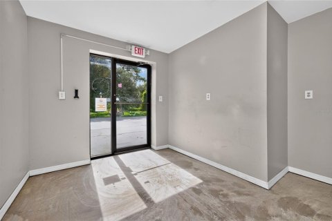 Propiedad comercial en venta en Englewood, Florida, 224.27 m2 № 2280716 - foto 14