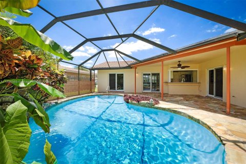 House in Coral Springs, Florida 3 bedrooms, 167.69 sq.m. № 1697026 - photo 29