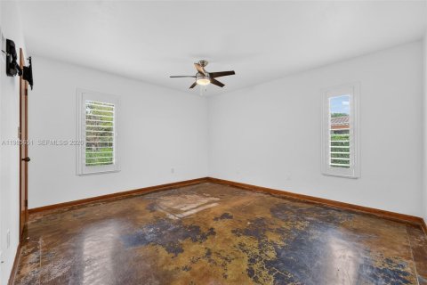 Купить виллу или дом в Пальметто-Бей, Флорида 4 спальни, 309.18м2, № 2049577 - фото 22