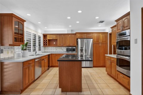 Купить виллу или дом в Пальметто-Бей, Флорида 4 спальни, 309.18м2, № 2049577 - фото 15