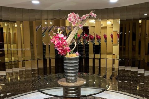 Купить кондоминиум в Бэл-Харбор, Флорида 1 спальня, 94.67м2, № 1958238 - фото 6