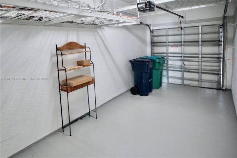 Adosado en alquiler en Doral, Florida, 4 dormitorios, 188.59 m2 № 1933715 - foto 25